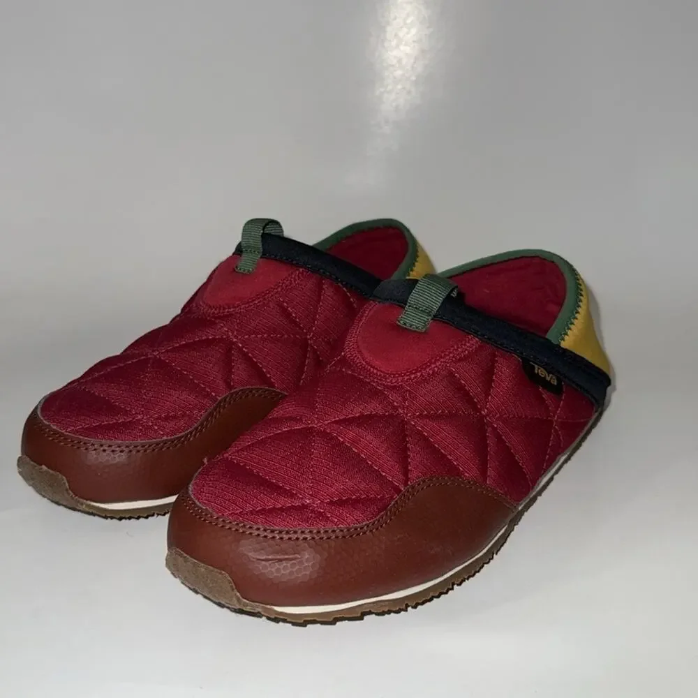 Teva Re Ember Moccasin Persian Red/Brown Multi kids size 4